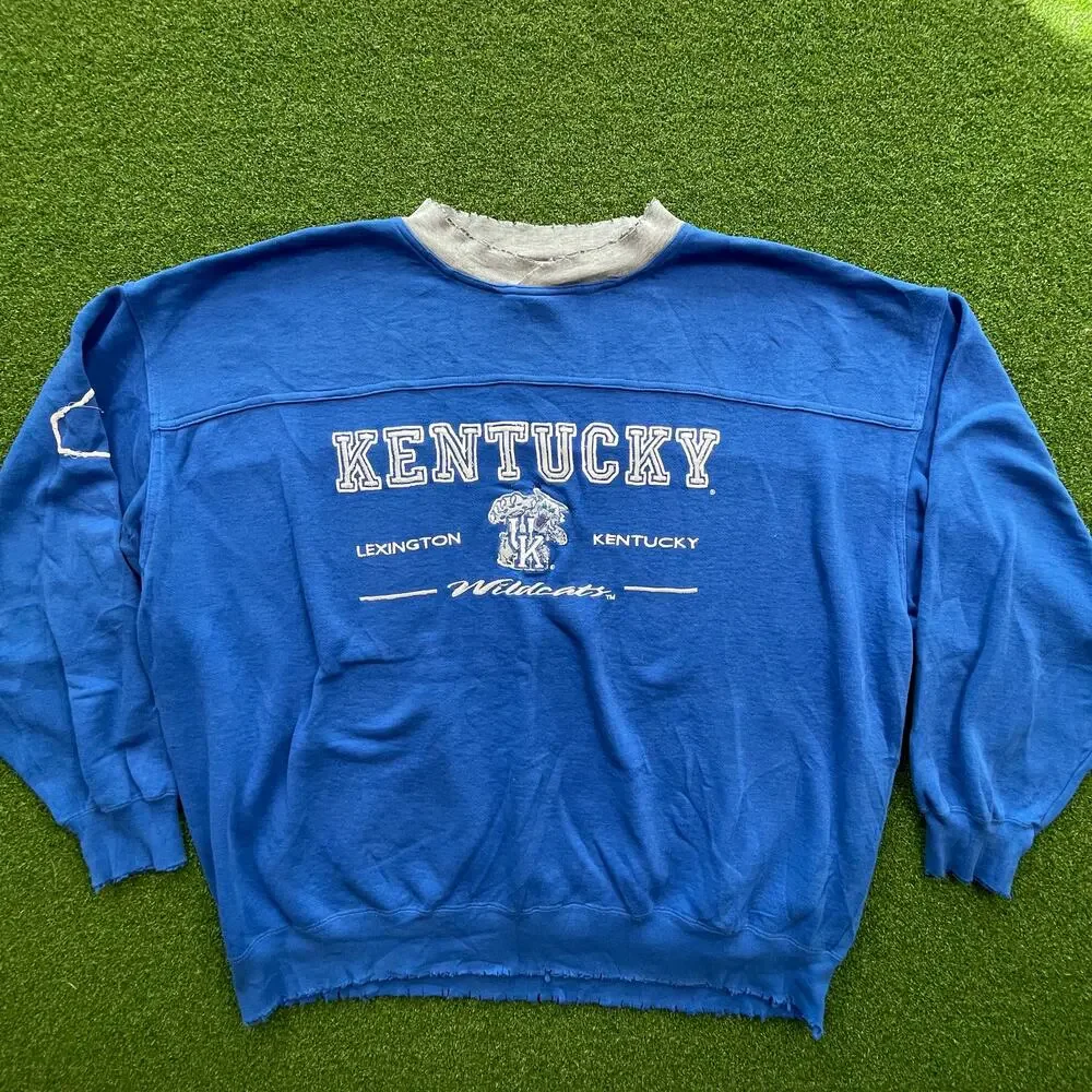 Vintage 90s Y2K University of Kentucky Wildcats Lee Sport Distressed Crewneck XL